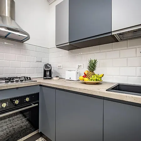 Residenza Viola Apartment